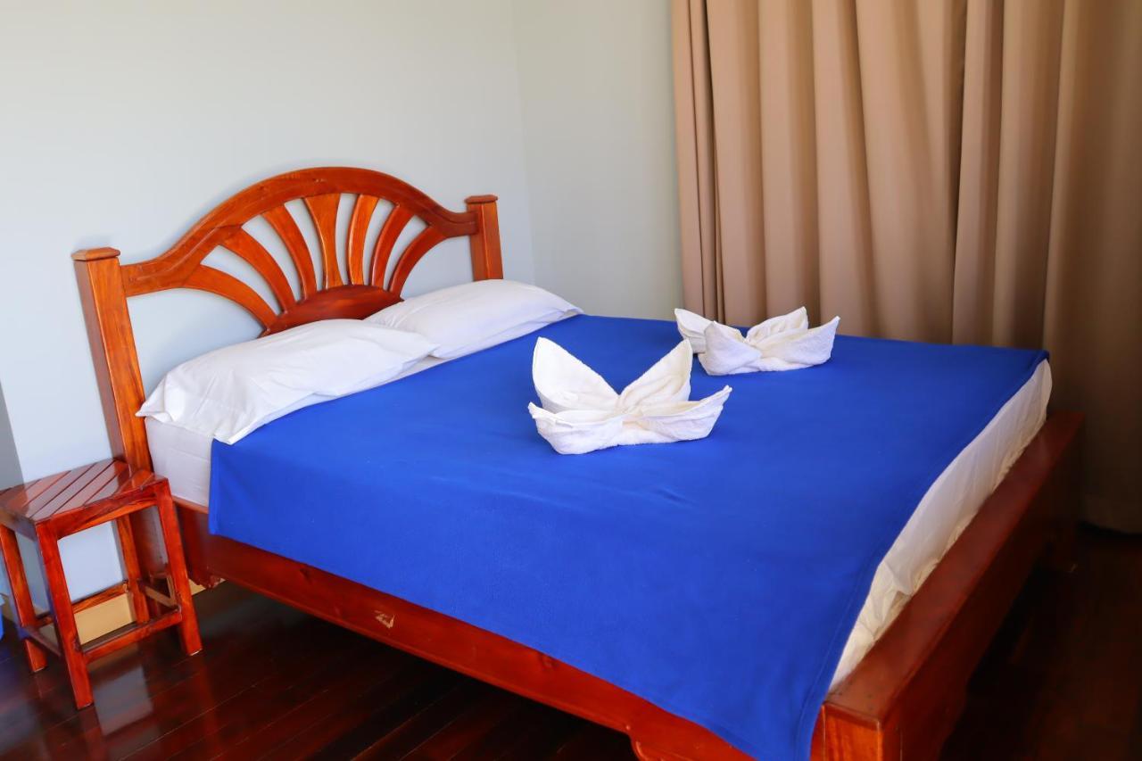 Ban Sulada Guest House Laem Ngop Eksteriør billede