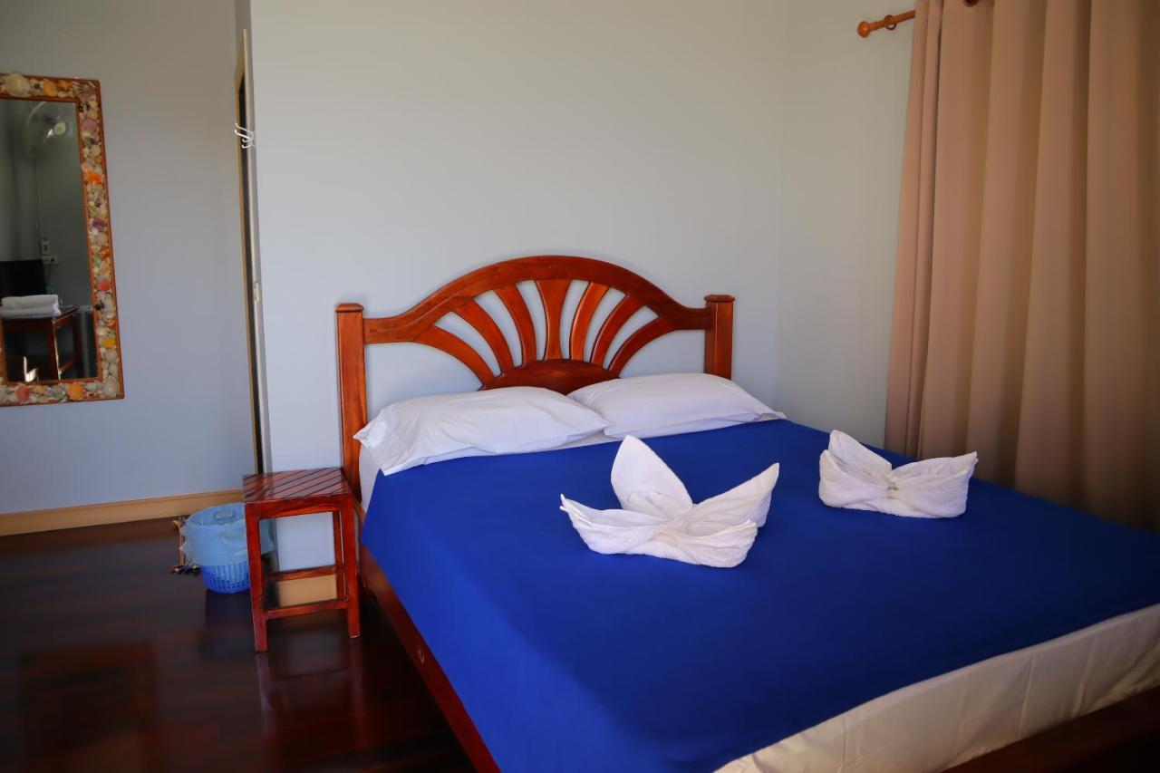 Ban Sulada Guest House Laem Ngop Eksteriør billede