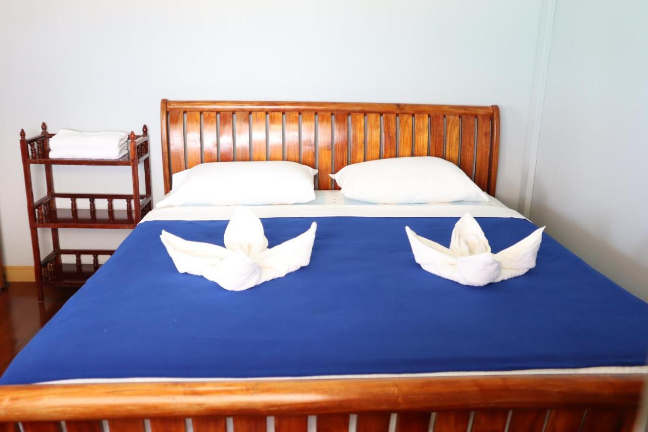Ban Sulada Guest House Laem Ngop Eksteriør billede